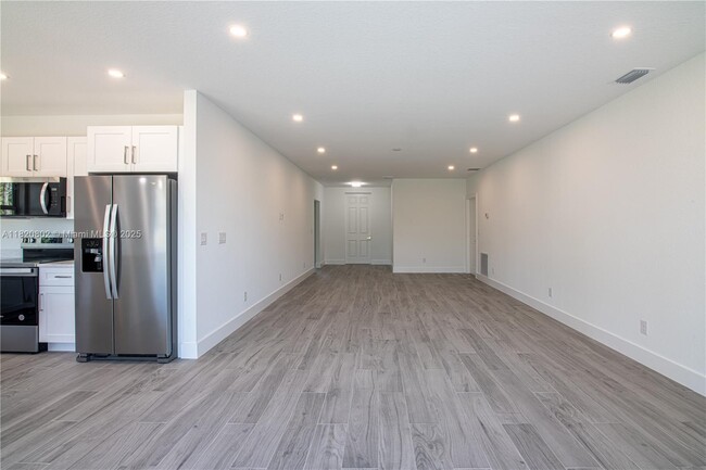 Building Photo - 21475 Argosy Ave