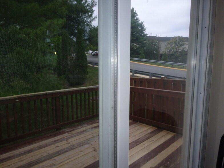 Building Photo - 1720 Grover Glen Ct