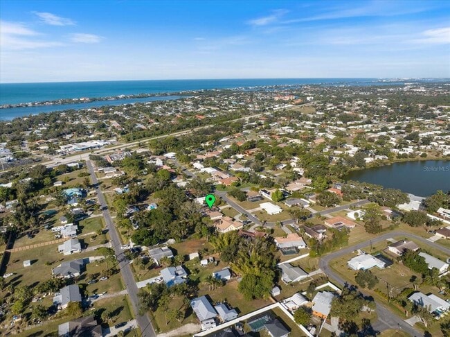 Building Photo - 328 Monet Dr