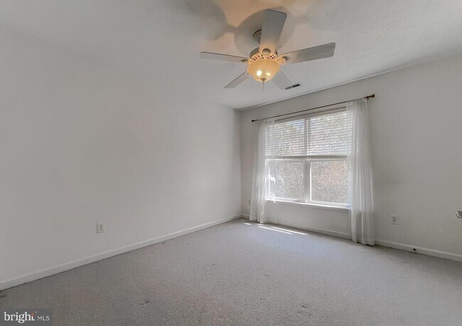 Building Photo - 21544 Willis Wharf Ct