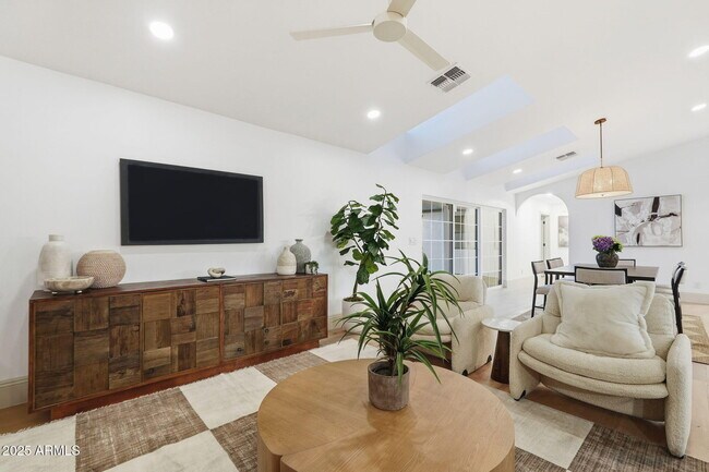 Building Photo - 2315 N 42nd St