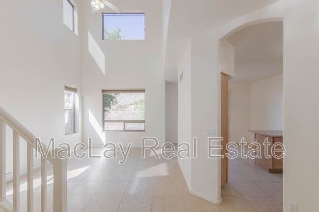 Building Photo - 16828 S Blue Ct
