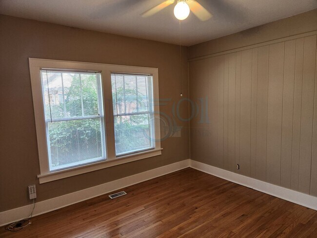 Building Photo - Forest Park School District!