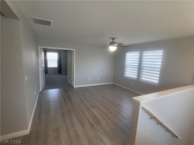 Building Photo - 3876 E Park Field Dr