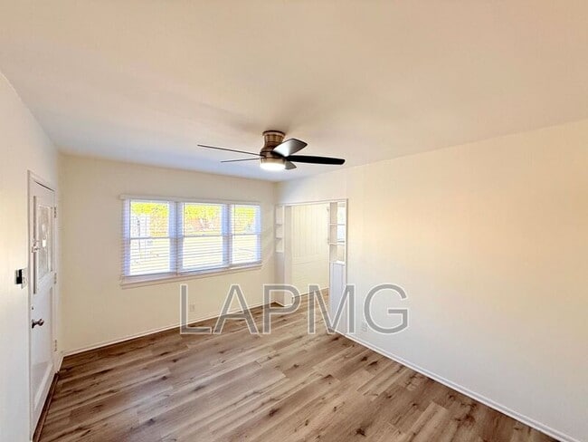 Building Photo - 6200 N Muscatel Ave