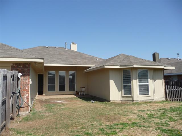Building Photo - 5601 Tulip Dr