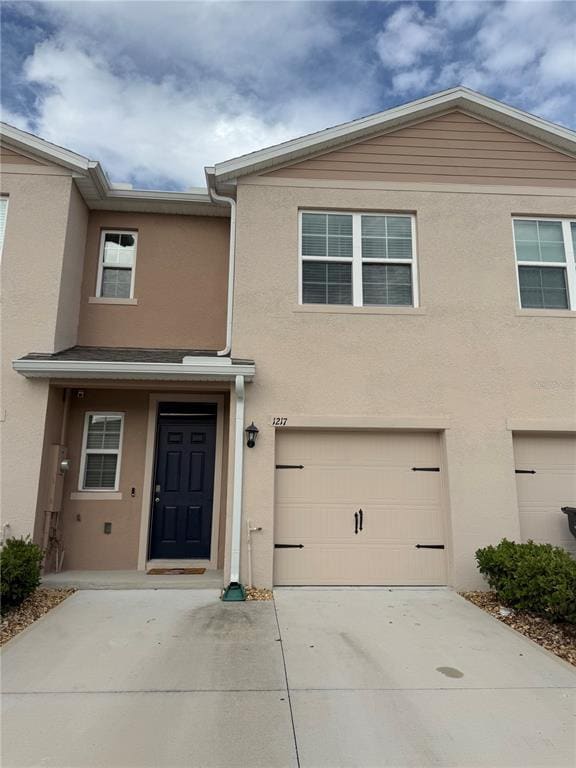 Building Photo - 1217 Balsam Dr.
