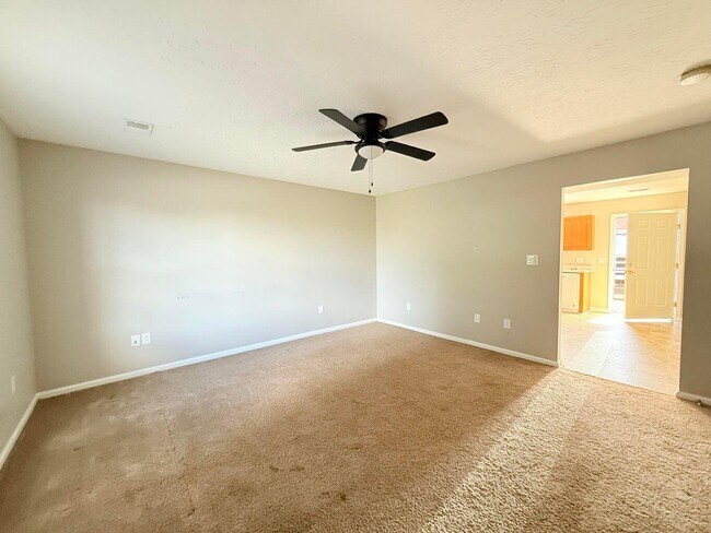 Building Photo - 1112 Richmond Green Dr