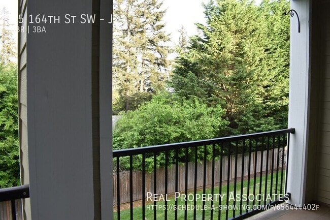 Building Photo - 15 164th St SW