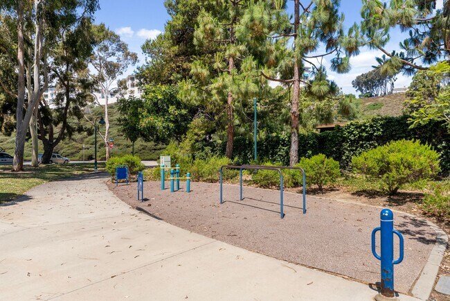 Building Photo - Stunning 1 Bedroom 1 Bath in Dana Point