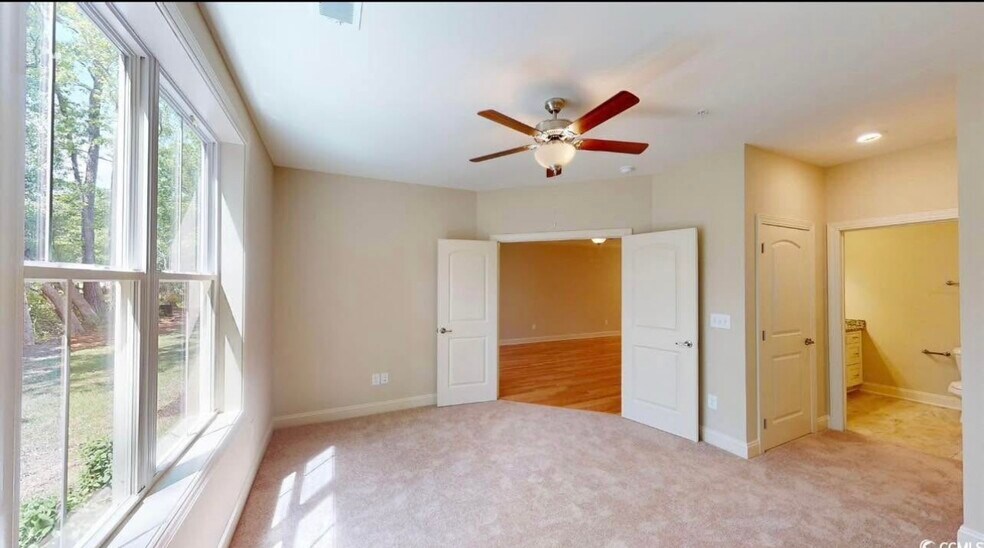 Building Photo - 35 Delray Dr
