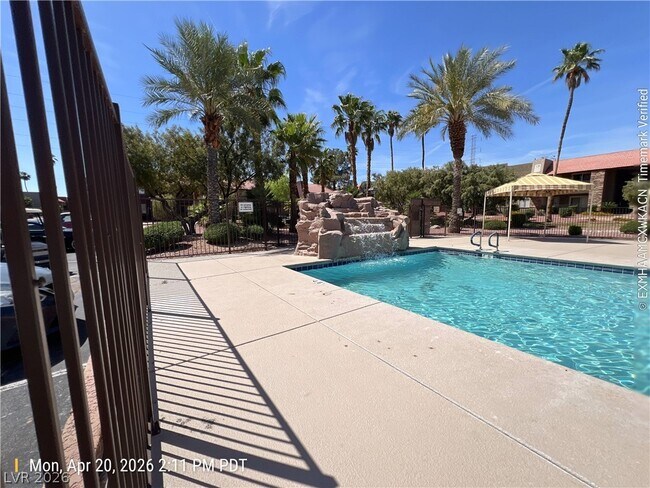 Building Photo - 4450 Sandy River Dr