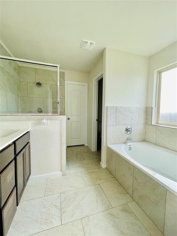 Building Photo - 21335 Cypress Live Oak Dr