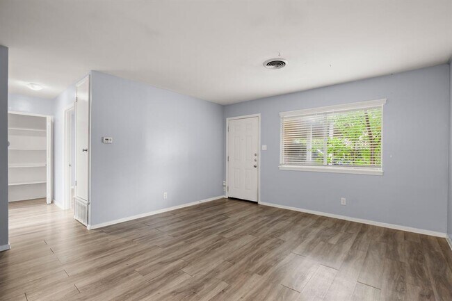 Building Photo - 2021 Wheless Ln