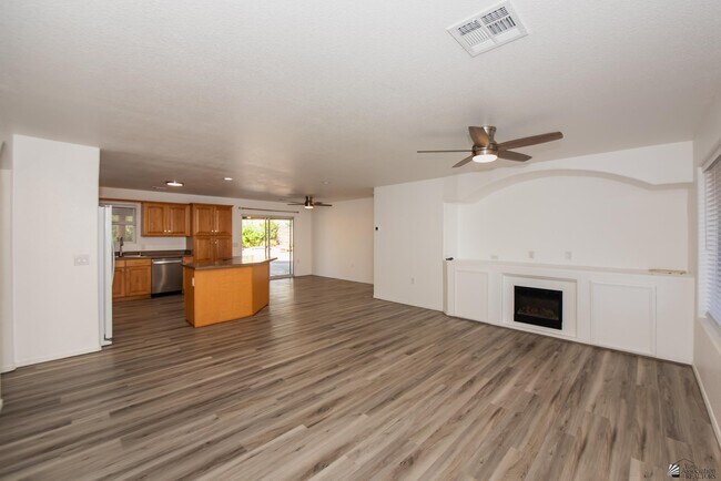 Building Photo - 13150 Onammi Ave