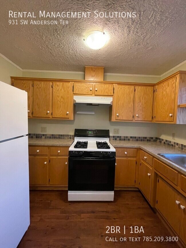 Building Photo - 931 SW Anderson Ter- 2 BED/1 BATH