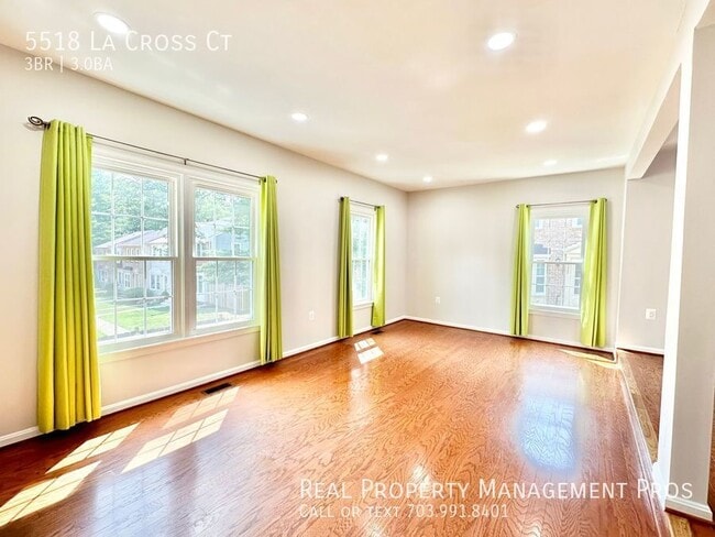 Building Photo - 5518 La Cross Ct