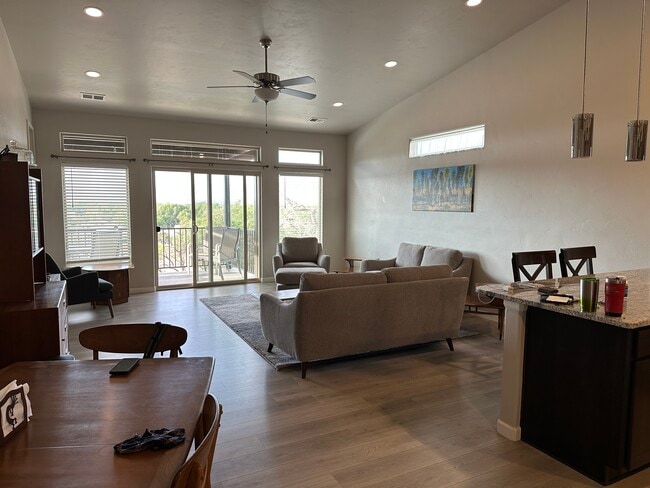 Building Photo - 2819 Rio Grande Ct