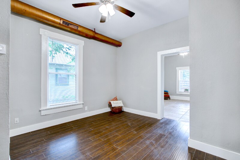 Building Photo - 438 Pruitt Ave