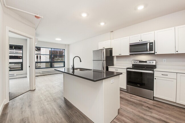 Building Photo - 2577 N Downer Ave