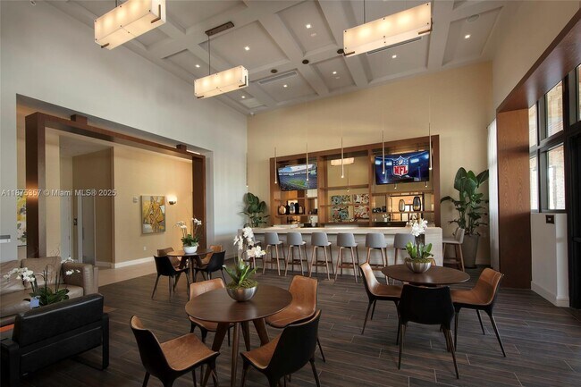 Building Photo - 8945 NW 98th Ave