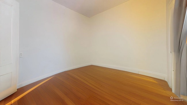 Building Photo - 48 Eustis St