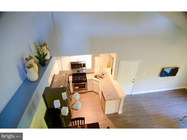 Building Photo - 1094 Tristram Cir