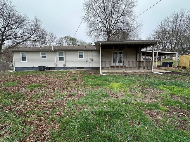 Building Photo - 5016 Norwood Ave