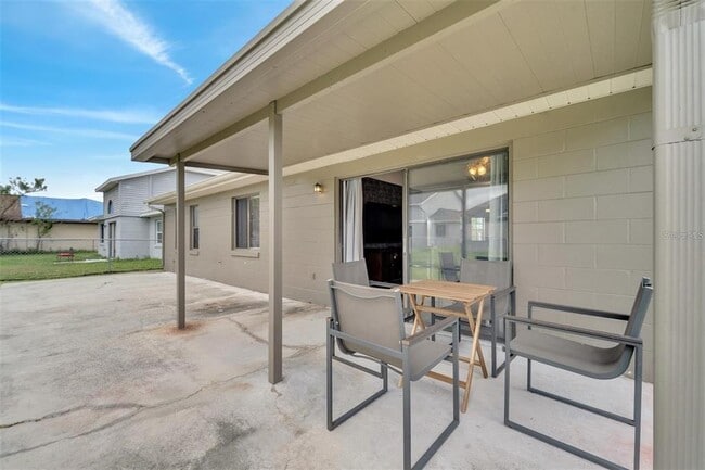 Building Photo - 153 Sandalwood Dr