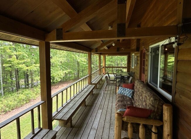 Building Photo - 37 Camp Ln