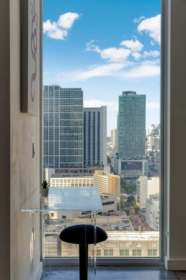 Building Photo - 151 SE 1st St