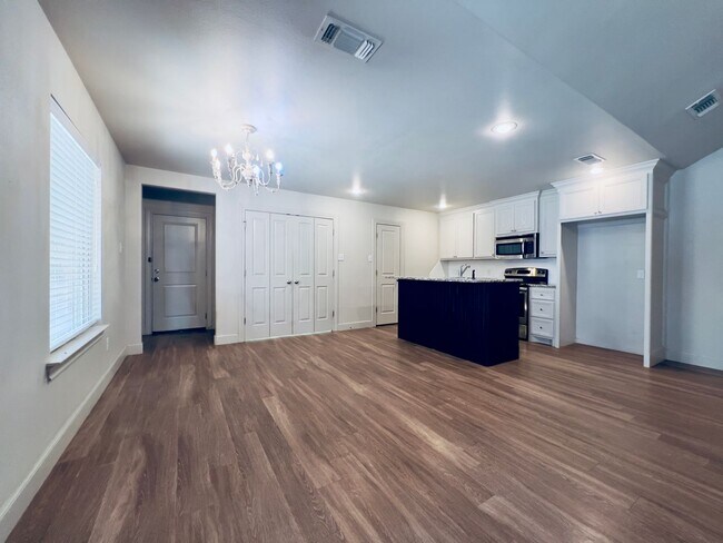 Building Photo - 3813 133rd St