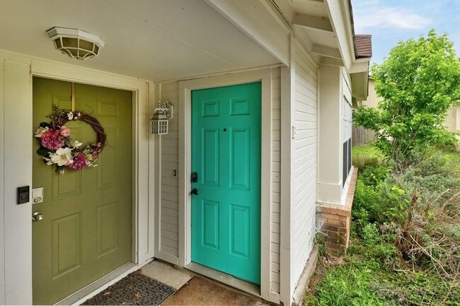 Building Photo - 7601 Woodstone Cove