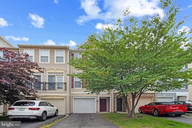 Building Photo - 15728 John Diskin Cir