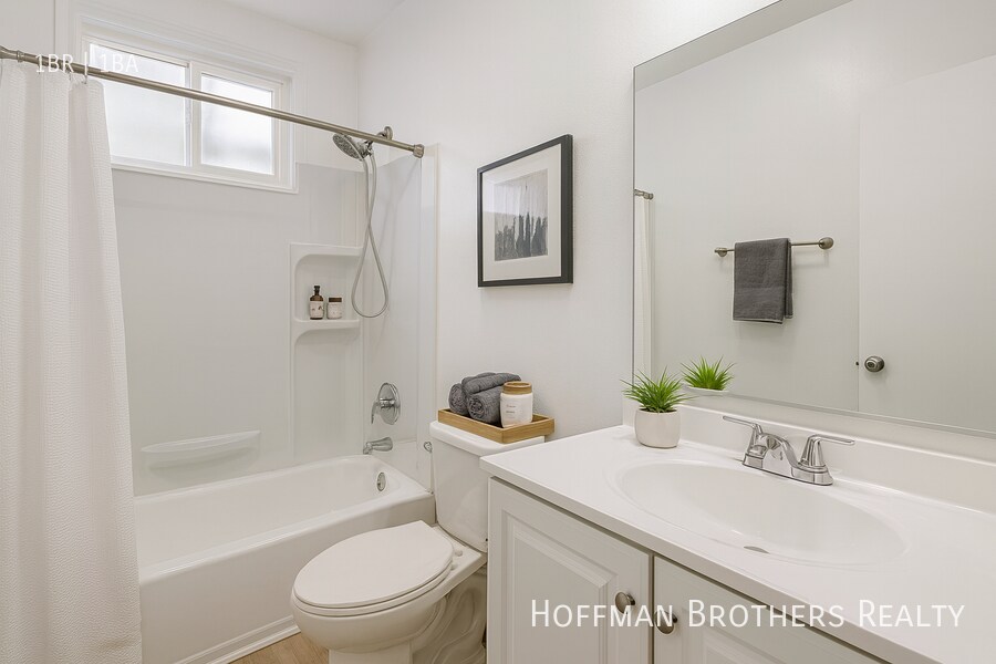 Building Photo - 13205 Barbara Ann St