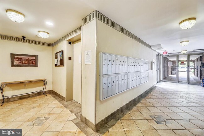 Building Photo - 1510 12th St N