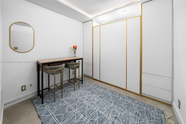 Building Photo - 2301 Collins Ave