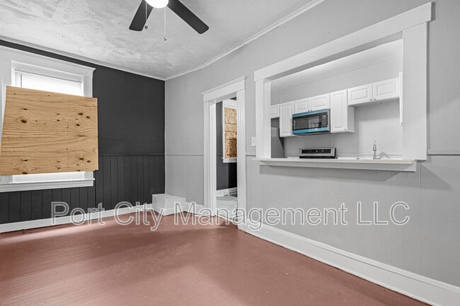 Building Photo - 2813 Presbury St