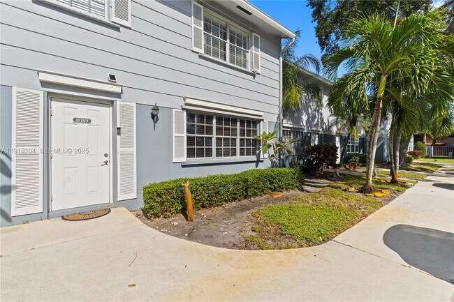 Building Photo - 8089 SW 18th Ct