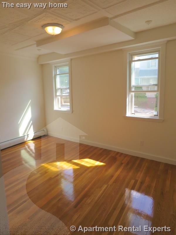 Building Photo - 249 Summer St