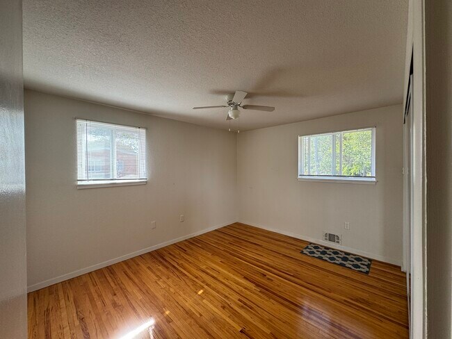 Building Photo - Missouri Property