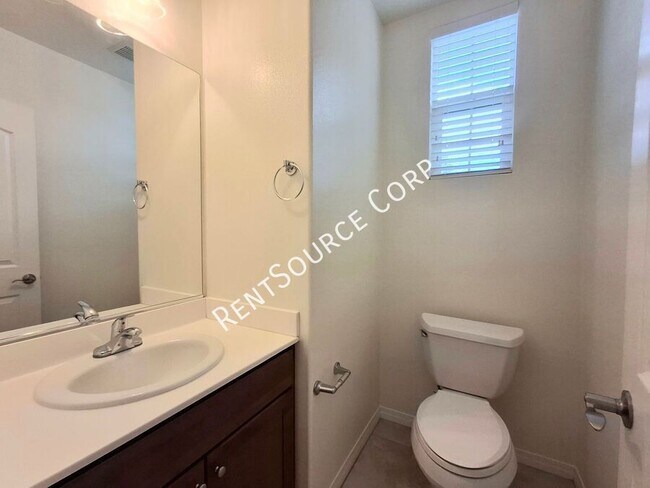 Building Photo - 28408 Camino Del Arte Dr