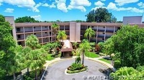 Building Photo - 4770 Fountains Dr S