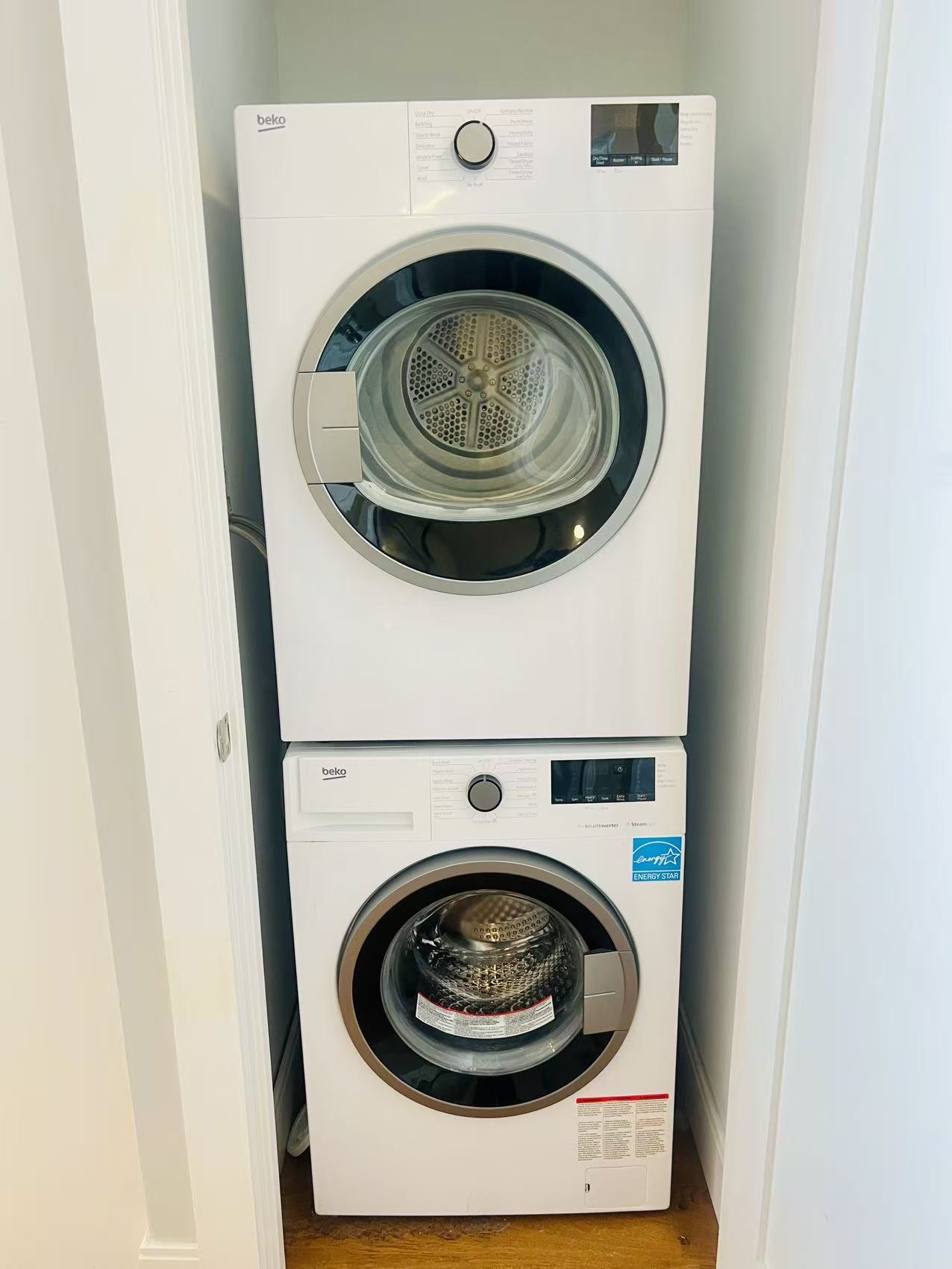 Building Photo - 19 Plymouth St