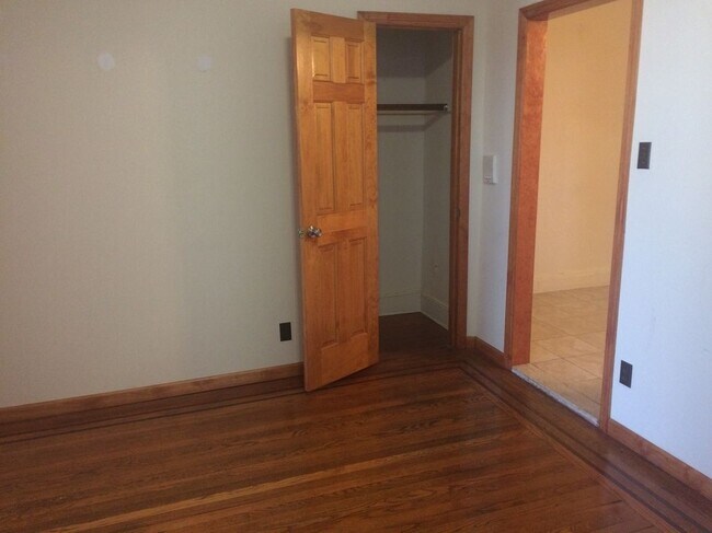 Primary Photo - 2315 31st Ave