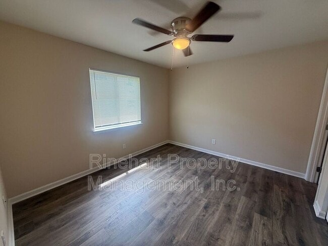 Building Photo - 1656-H201 Eagles Pl