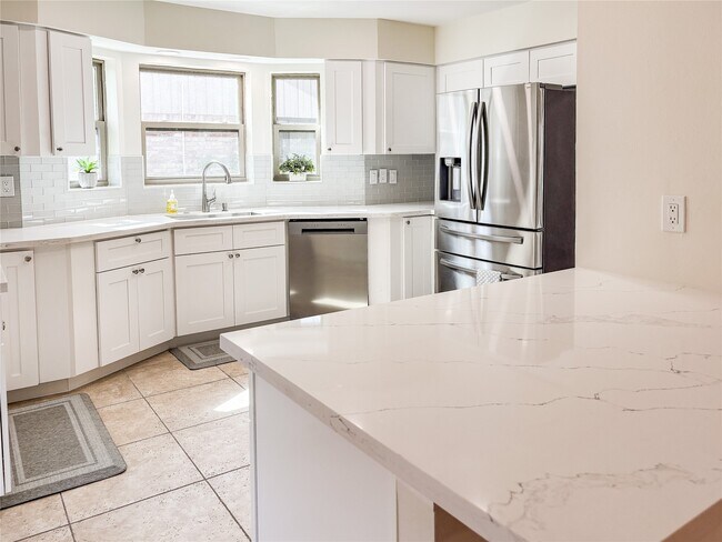 Building Photo - 10503 Raritan Dr