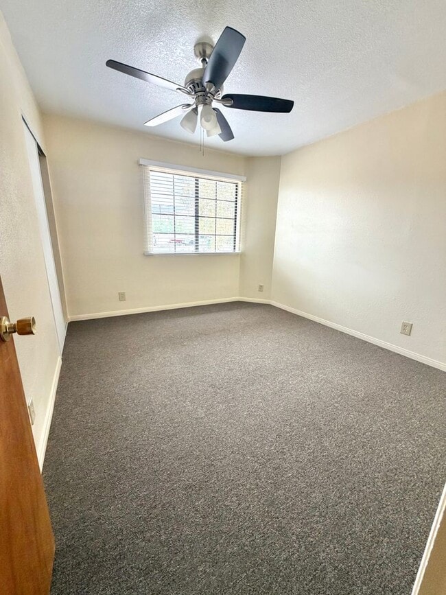 Building Photo - 71768 Buena Vista Dr