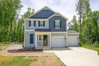 Building Photo - "Charming 3-Bed Oasis with 2.5 Baths on Century Lane, Cameron – Spacious 1744 sq. ft. Retreat!"