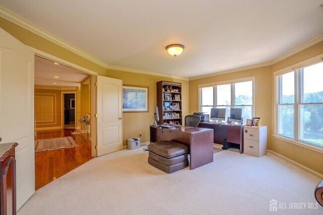 Building Photo - 19 Meadowlark Dr